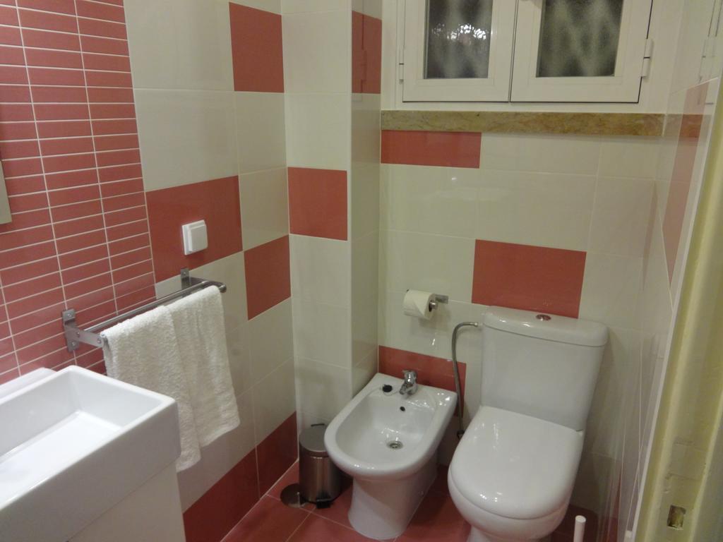 Residence Metro-Alameda Lisbon Bilik gambar