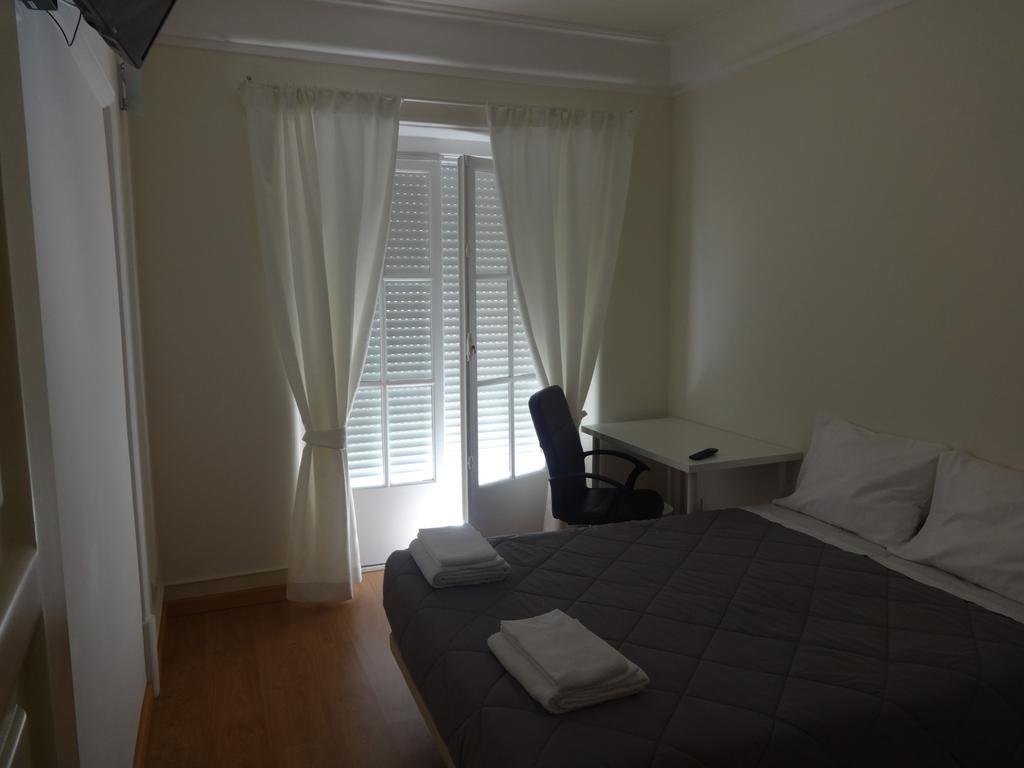 Residence Metro-Alameda Lisbon Bilik gambar