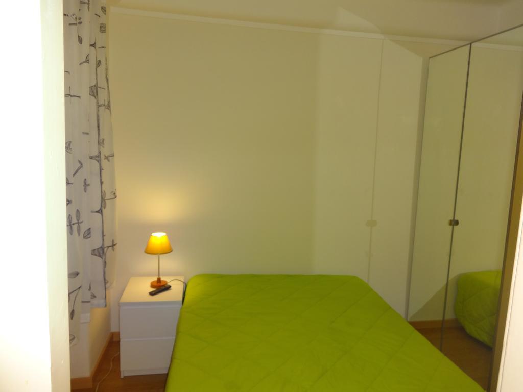 Residence Metro-Alameda Lisbon Bilik gambar