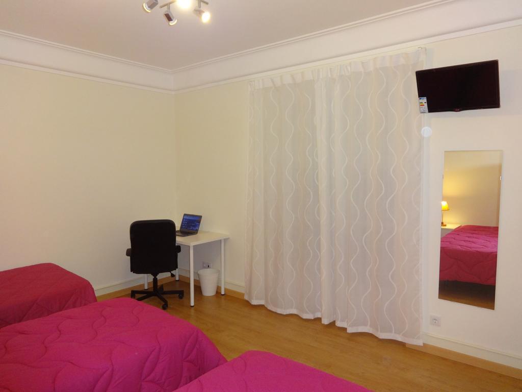 Residence Metro-Alameda Lisbon Bilik gambar
