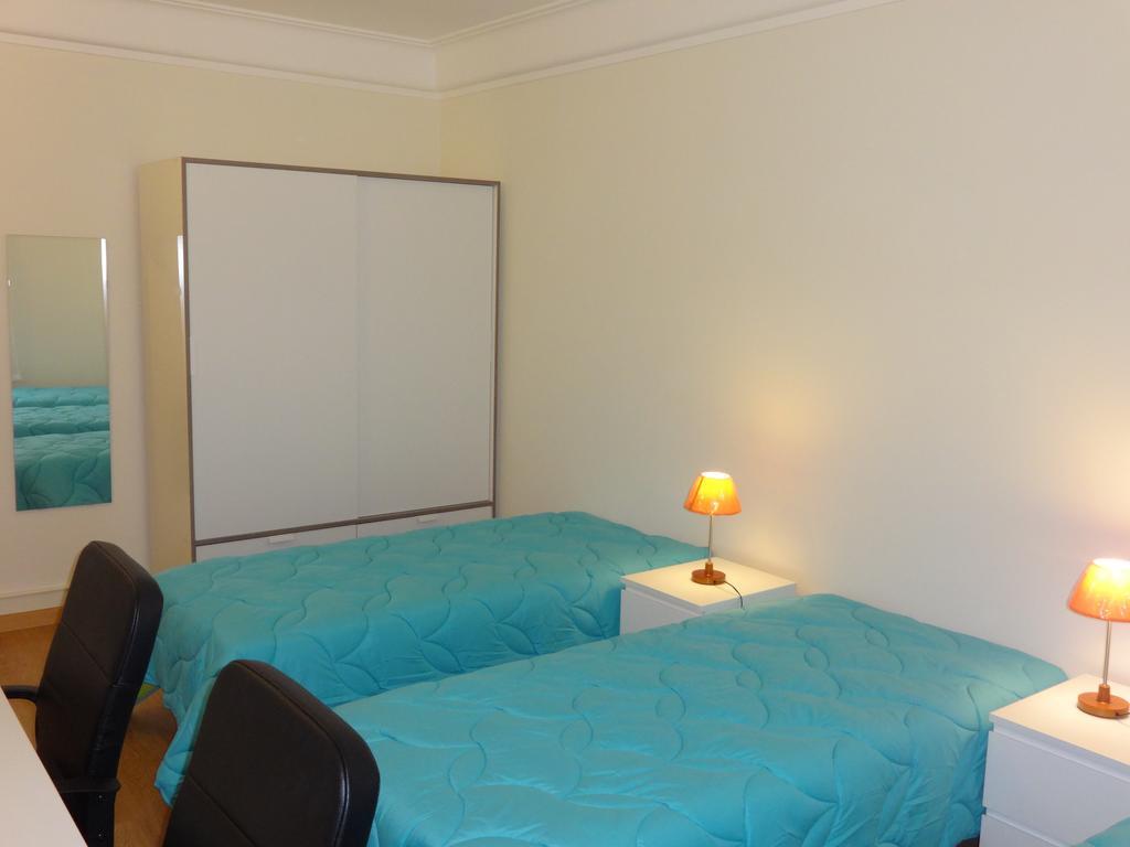 Residence Metro-Alameda Lisbon Bilik gambar