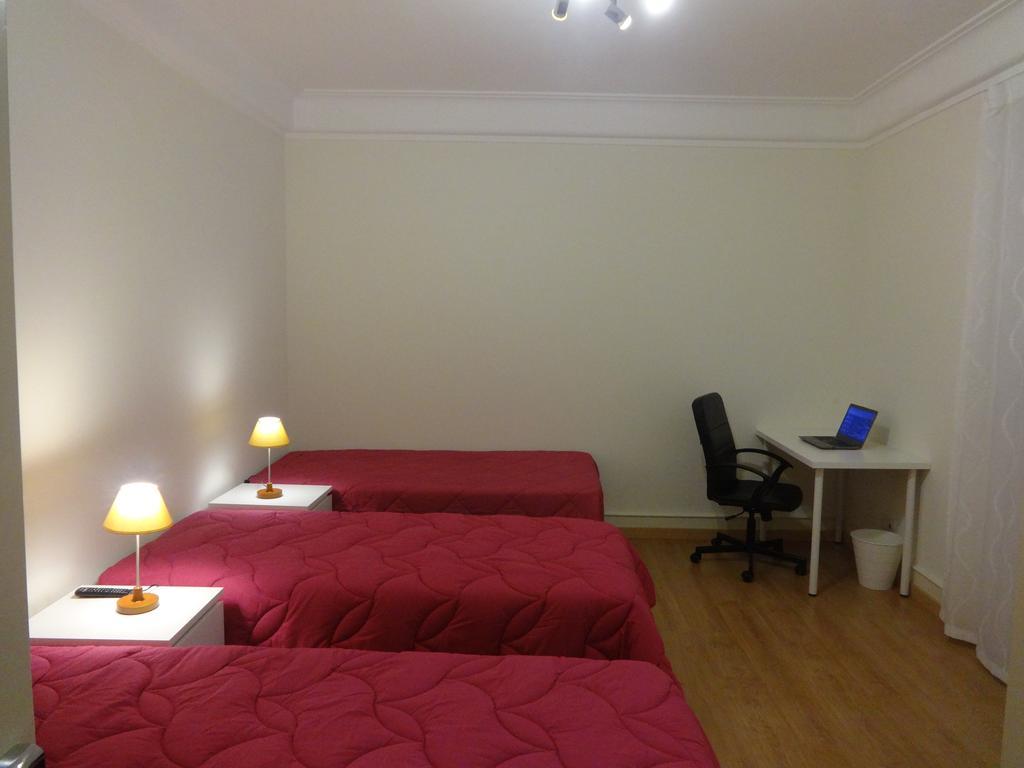Residence Metro-Alameda Lisbon Bilik gambar