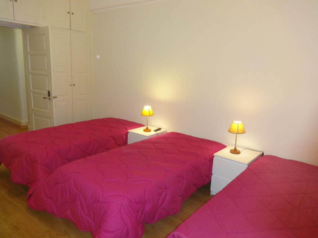 Residence Metro-Alameda Lisbon Bilik gambar