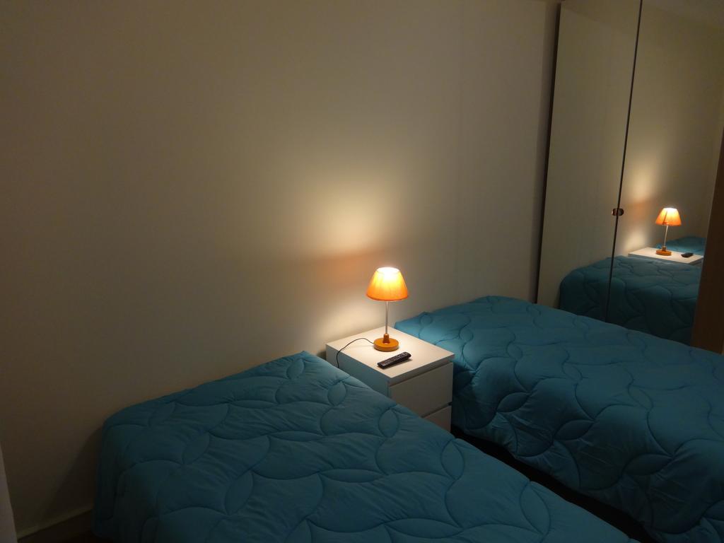 Residence Metro-Alameda Lisbon Bilik gambar