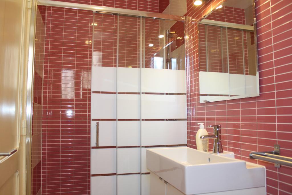 Residence Metro-Alameda Lisbon Luaran gambar