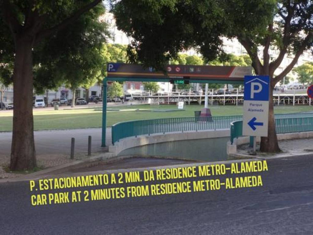 Residence Metro-Alameda Lisbon Luaran gambar