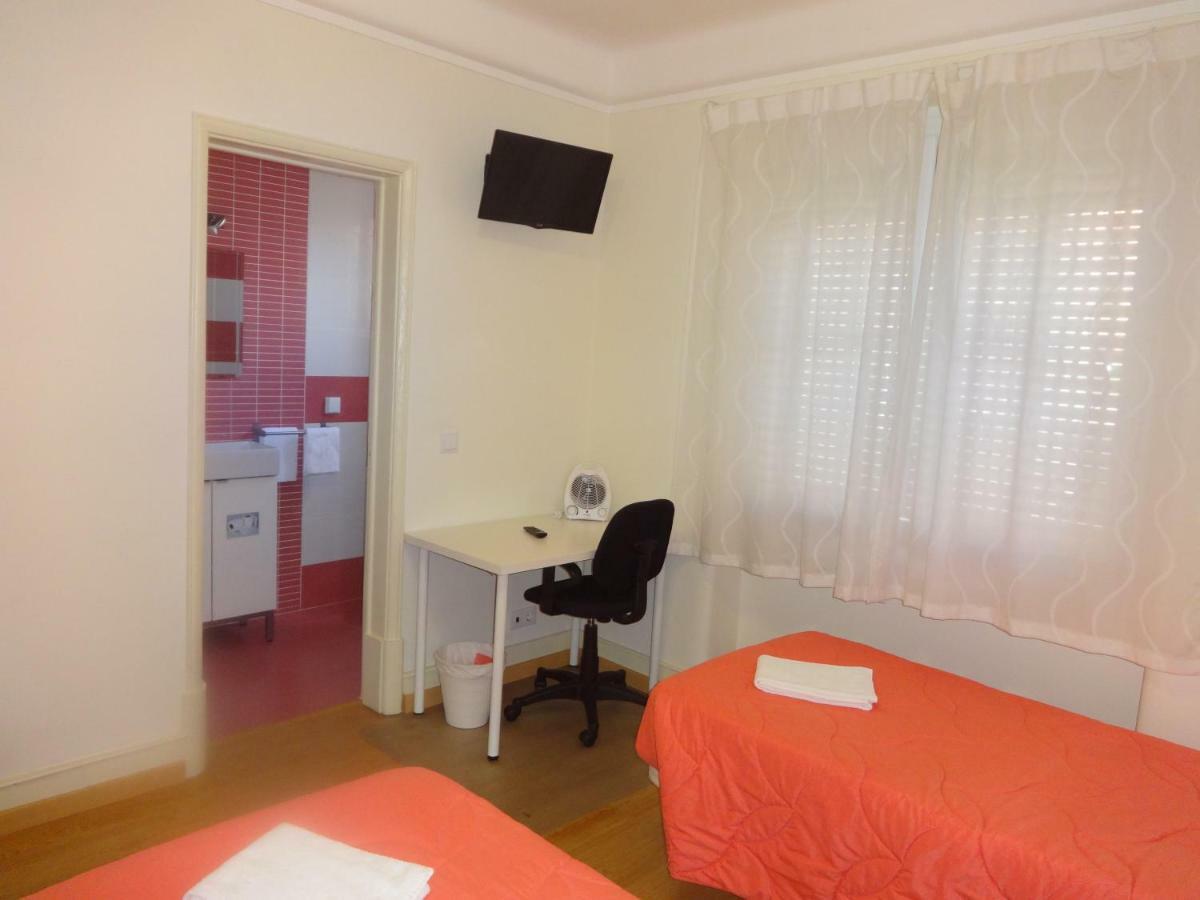 Residence Metro-Alameda Lisbon Luaran gambar