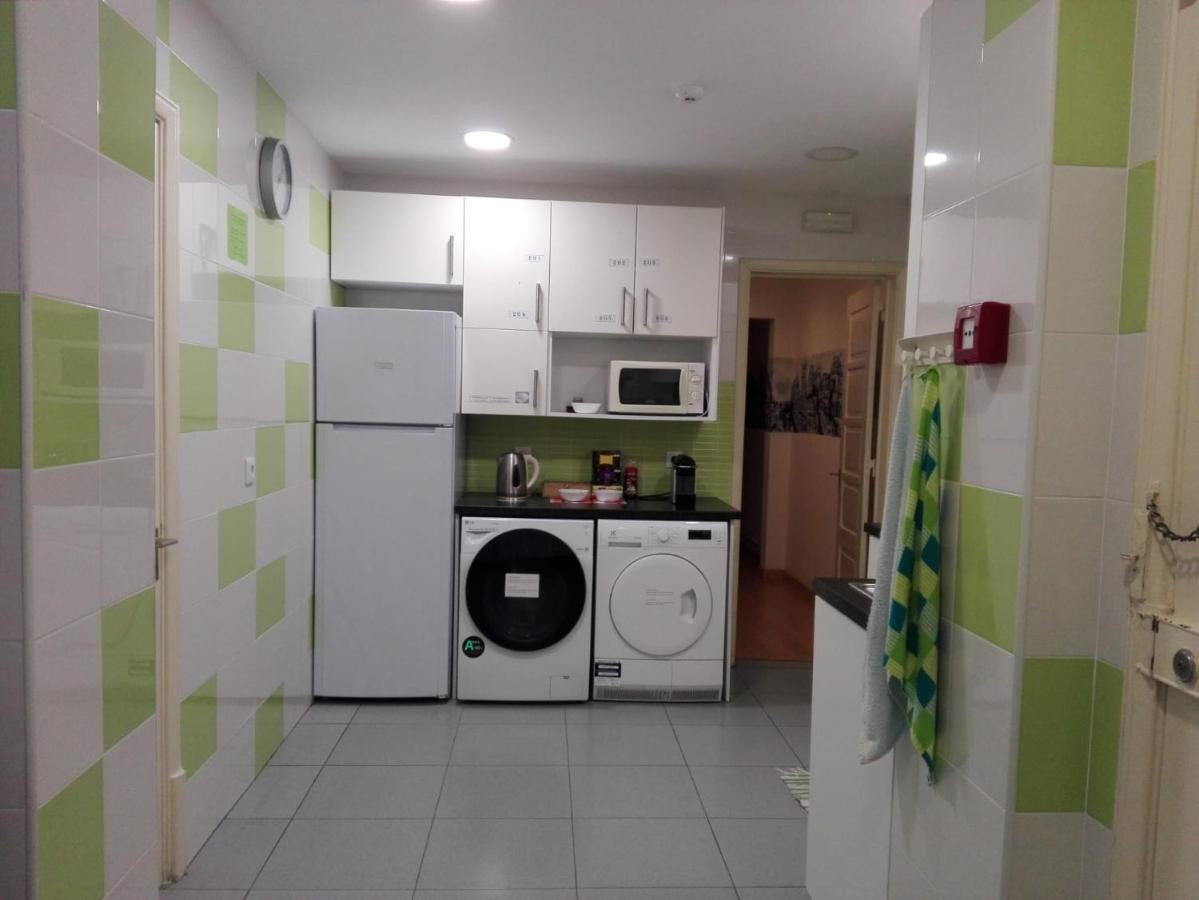 Residence Metro-Alameda Lisbon Luaran gambar